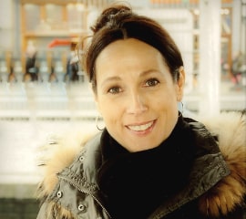 Yoga-Lehrerin Nicole Yoga-Lehrerin Nicole